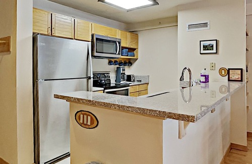 Mountain House Condo | Large Balcony, Perfect for Summer Drinks!