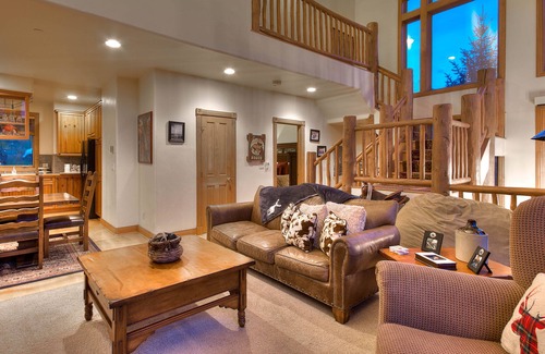 Steamboat Springs Condo | Large family townhome with pool, hot tubs, tennis court, balcony, & deck