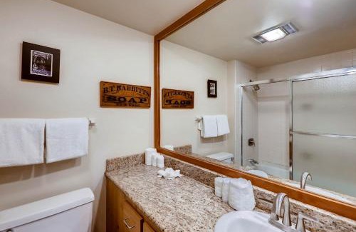Lakeside Village Apartment | Lenawee 1747