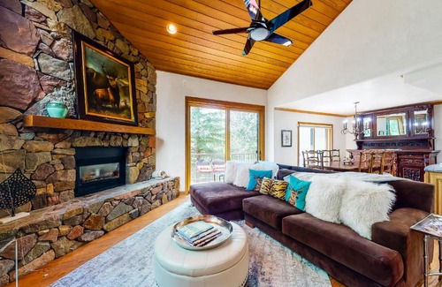 Vail House | Lions Ridge & Vail Ski Haus