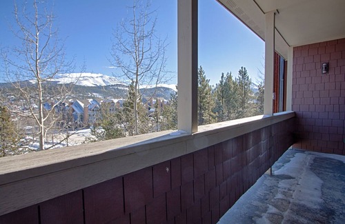 Breckenridge Condo | Located Downtown Across the Street from Gondola!