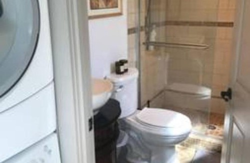 Old Town West House | Lola House! Cozy comfort, Prime Old Town Location