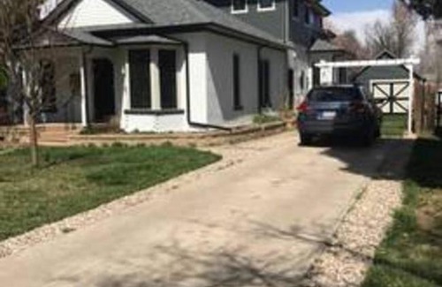 Old Town West House | Lola House! Cozy comfort, Prime Old Town Location