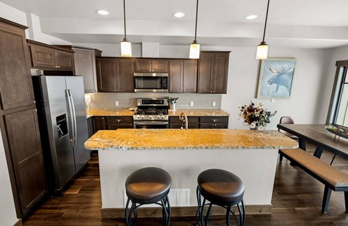 Tabernash House | Lovely Tabernash mountain home! PRIVATE hot tub, air hockey + shuffle board