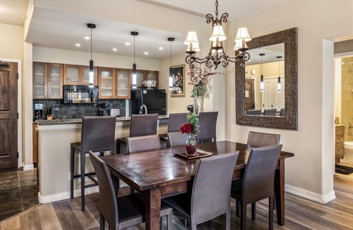Beaver Creek Condo | Luxe 2BR Beaver Creek Retreat - Balcony Views & Ski-In/Ski-Out Access