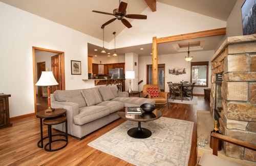 Stanley Hills Condo | Luxurious condo with wood floors, private hot tub, and gorgeous views!
