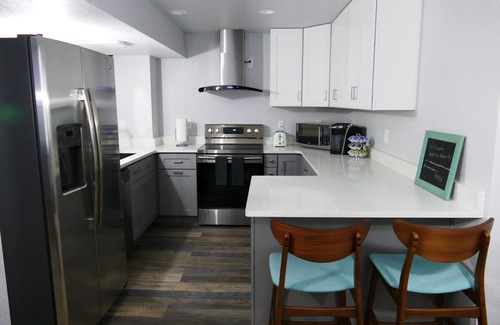 Green Valley Ranch House | Luxury 900sf 2 Bedroom, full kitchen, Private Entry at Denver International