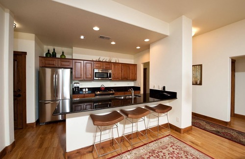 Purgatory Condo | Luxury Condo by Main Plaza - Walk to Slopes - Deck with Amazing Views