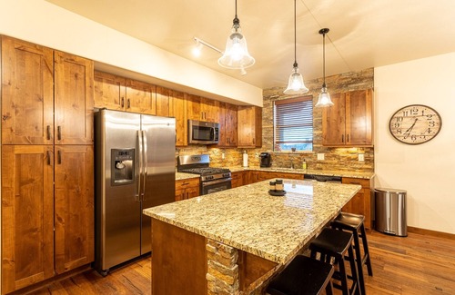 Winter Park Condo | Luxury Condo with Hot Tub, Pool, & Private Patio in the Heart of Winter Park!