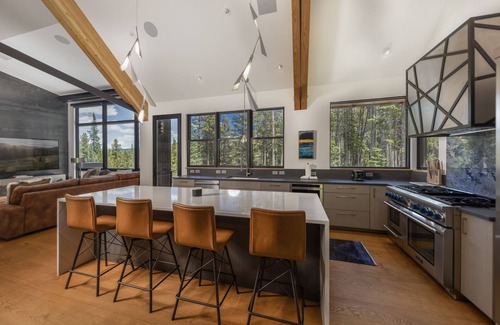 Blue River House | Luxury estate with swim spa, game tables, fire pit, all minutes from downtown Breck and the slopes!