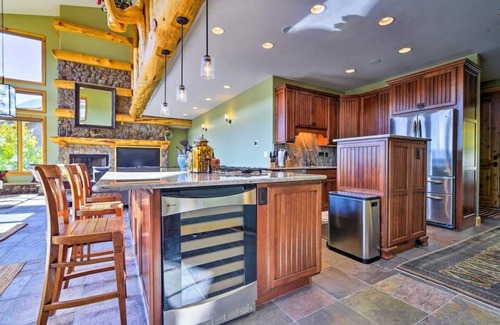 Fraser House | Luxury Home w/Hot Tub & Winter Park Ski Mtn Views!
