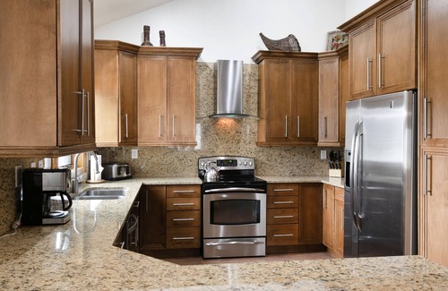 Avon Condo | Luxury Penthouse near Riverfront Gondola A808