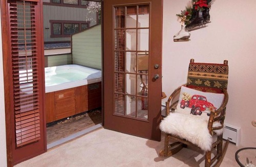Intermountain House | Meadow Creek Manor