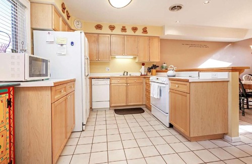 Intermountain Apartment | Meadow Creek Townhome F4
