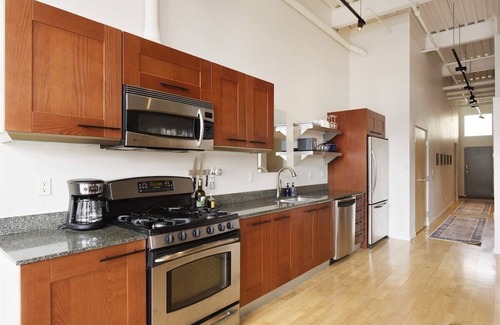 Basalt Condo | Mid-Valley Modern | Rooftop Deck, A/C, Gym