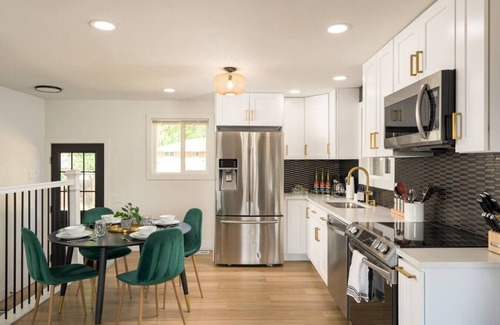 Dupont House | Mile High Haven I HOT TUB I 5BR