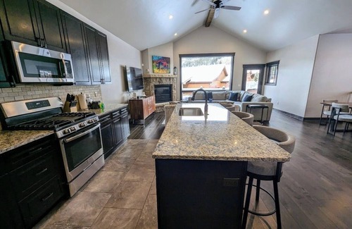Keystone House | Modern w/private hot tub, bike trails nearby