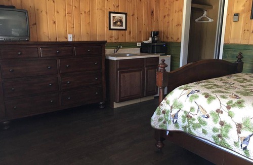 Grand Lake House | Motel ∙ 4 guests