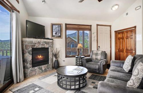 Estes Park Apartment | Mount Chiquita 10A Condo