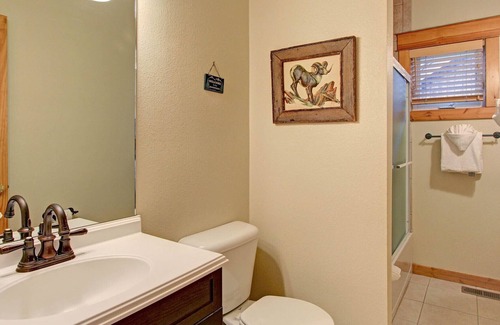 Estes Park Condo | Mount Enentah 37 - 2 Br Condo - Lake/Mountain Views!