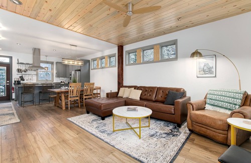 Downieville-Lawson-Dumont House | Mountain House Dumont-minutes from Idaho Springs, Georgetown & Outdoor Adventure