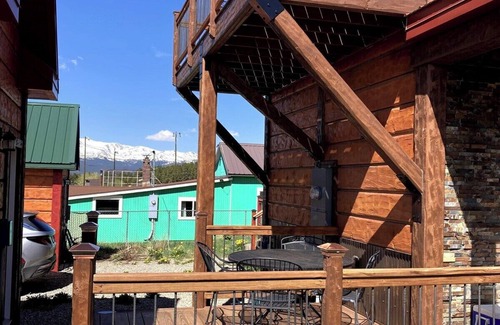 Leadville House | Mountain adventures and family fun - minutes to Cooper, Summit County and Vail!