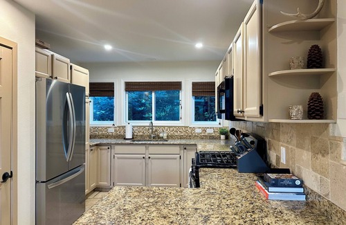 Eagle-Vail House | Mountain Chalet on Golf Course with Beautiful Views