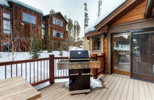 Warrior's Mark West House | Mountain Dream