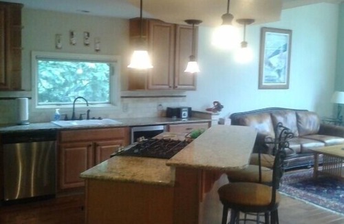 Blue River House | Mountain House - Private Hot Tub - Minutes to Breck