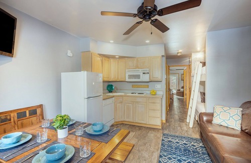 Telluride Condo | Mountain Style, Ground Floor on River Trail w/Patio, Hot Tub