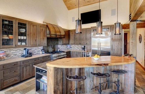 Rendezvous House | Mountain Top Luxury Home / Hot Tub & Incredible Views / Best Price - $500 FREE Activities Daily