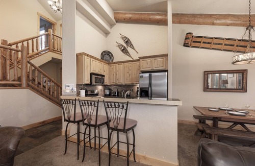 Winter Park House | Mountain townhouse w/hot tub & fireplace
