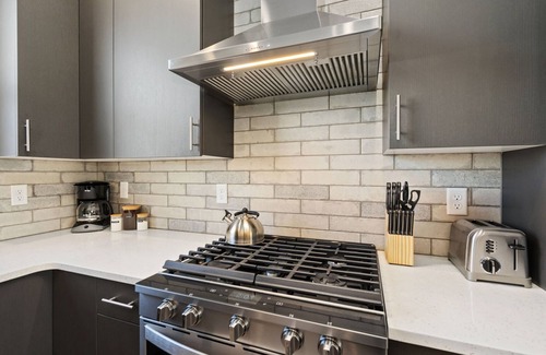 Old Town North House | Mountain View Home w/King Beds & Rooftop Deck