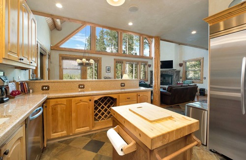 Mountain Village House | Mountain View Estates 2 Elegant Home in Mountain Village 4Br, 4.5Ba, Sleeps 8