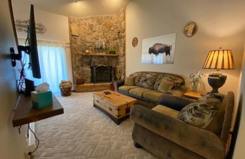 Silvercreek Apartment | Mountain Vista Retreat