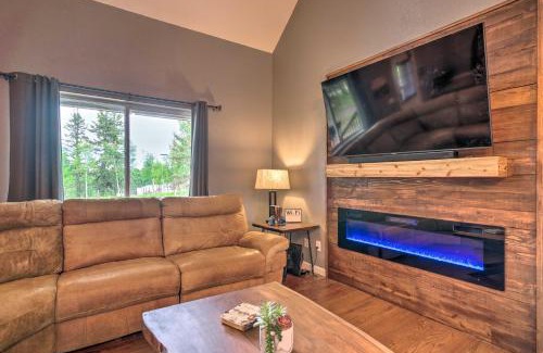 Divide House | Mtn-View Home on 3 Acres with Arcade and Hot Tub!