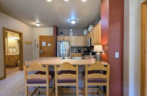 Mountain House Condo | Mtn views! Close to the Bike Path!