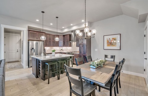 Loveland House | New, High-end Townhouse w/Garage. Quick walk to TPC Colorado Golf Course