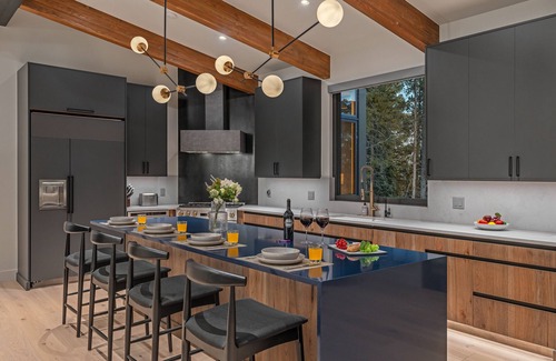 Blue River House | New Home, Modern Luxury | Blue Valley Chalet