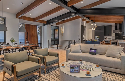 Blue River House | New Home, Modern Luxury | Blue Valley Chalet