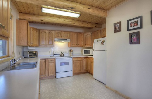 Creede Cabin | New Listing! Close to a Historic Mining Town - ATVs Welcome - Fireplace/Deck
