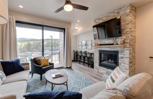 Winter Park House | New Luxury Villa #280 With Rooftop Hot Tub & Great Views - 500 Dollars Of FREE Activities & Equipment Rentals Daily