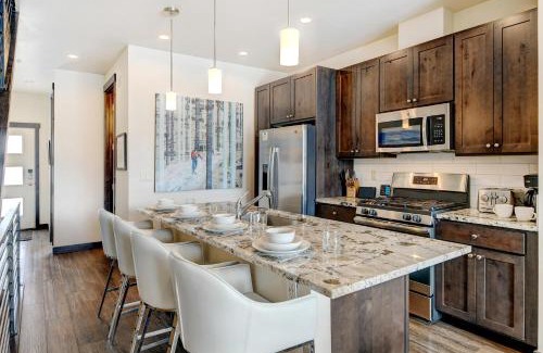 Winter Park House | New Luxury Villa 296 I Rooftop Hot Tub I Great Views I Best Price I FREE Adventures Daily