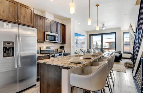 Winter Park House | New Luxury Villa 296 I Rooftop Hot Tub I Great Views I Best Price I FREE Adventures Daily