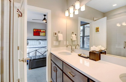 Rendezvous House | New Luxury Villa 9 / Great Views / Best Price - $500 FREE Activities Daily
