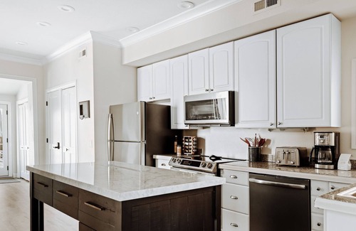 Washington Park West House | NEW Modern/Historic Home | Walk to Wash Park
