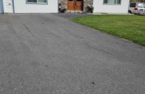 Glenwood Springs House | nMountain Vista, Cozy Home, 5 minutes to attractions