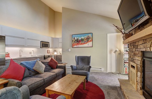 Keystone Condo | On Free Shuttle Route to the Slopes/Pool, Hot Tub, and Sauna Access