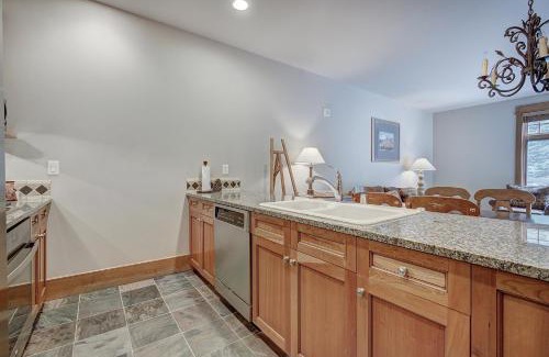 River Run Apartment | One-Bedroom Apartment