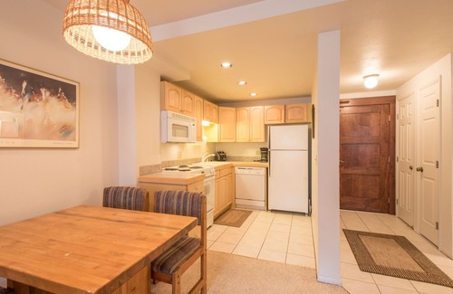 Copper Mountain Village Condo | Outdoor pool, free wifi, free parking at building, ski in-center village.